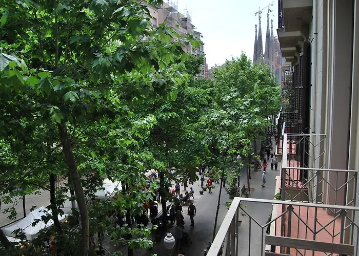Gaudi Sdb Apartman