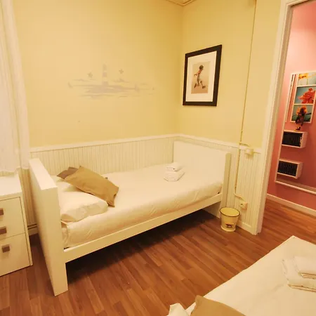 Gaudi Sdb Apartment Barcelona